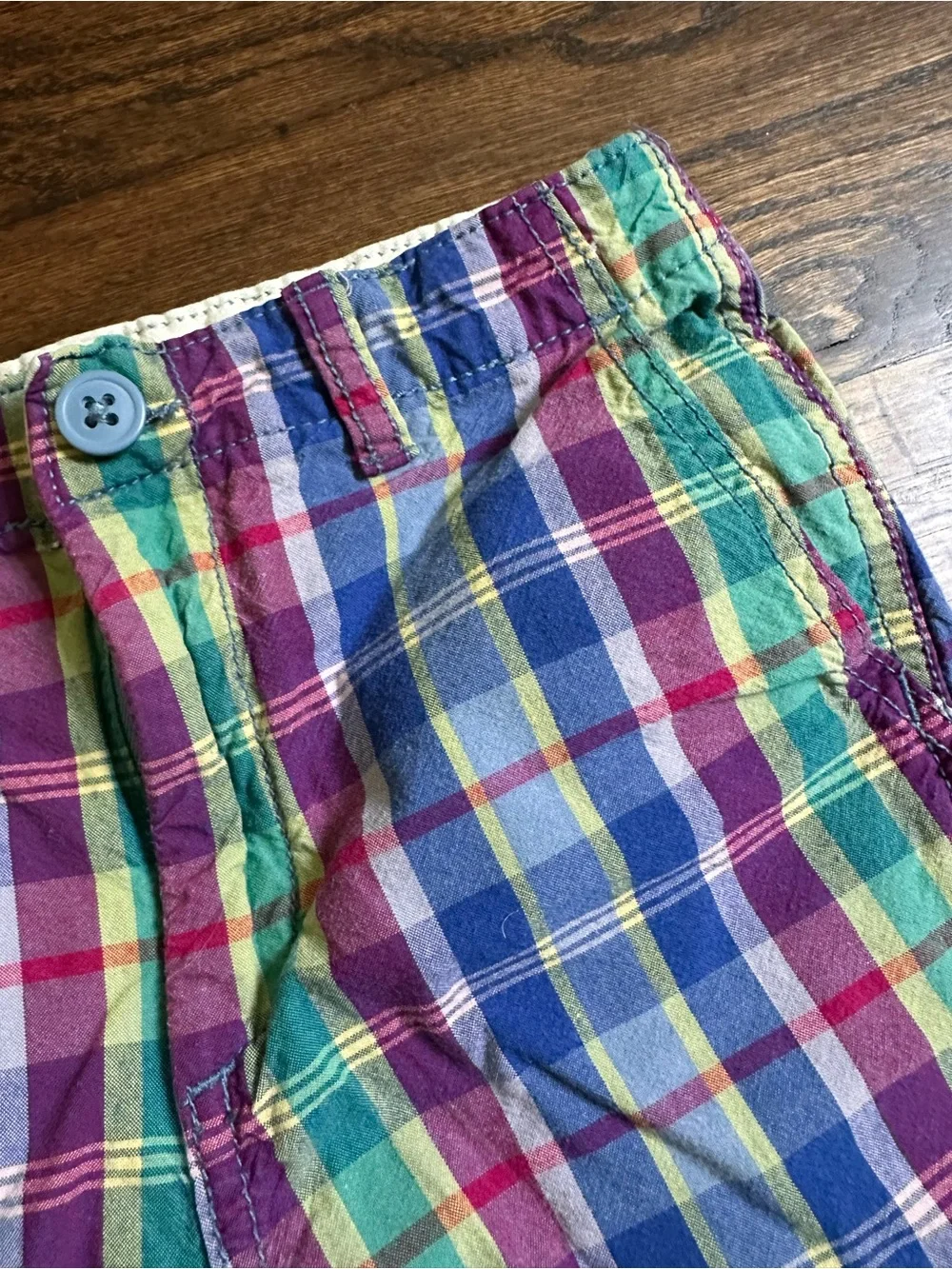 Gap kids plaid shorts, size 8